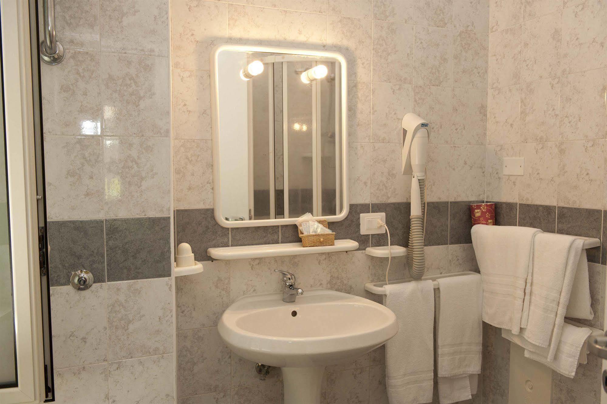 Hotel Venere Ascea Esterno foto
