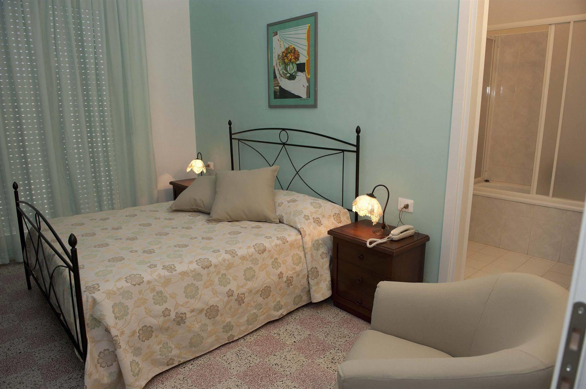 Hotel Venere Ascea Esterno foto