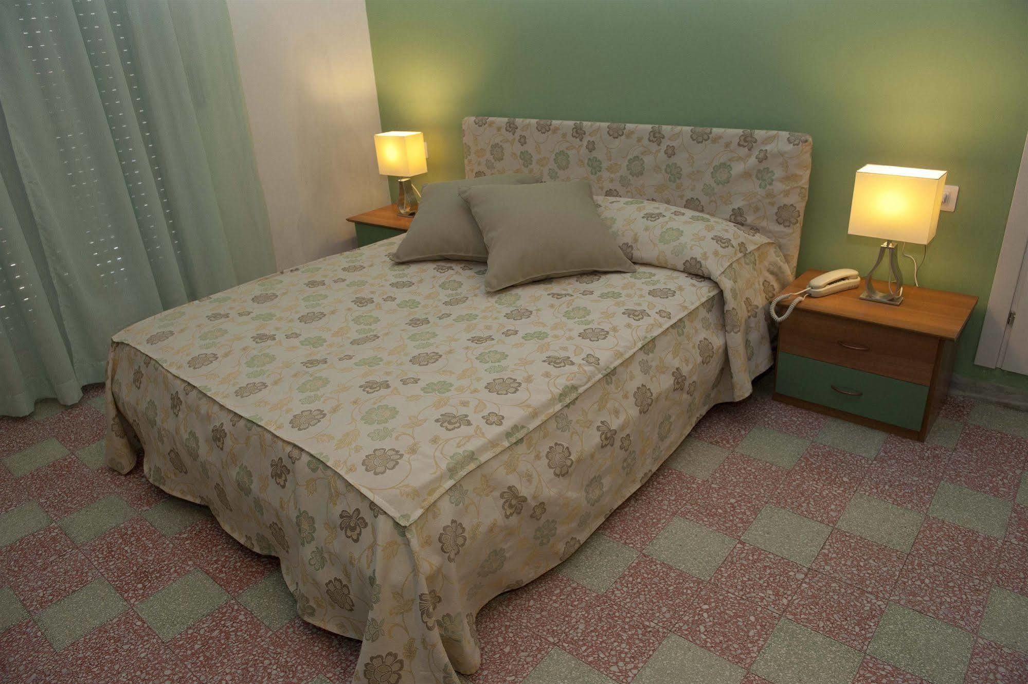 Hotel Venere Ascea Esterno foto
