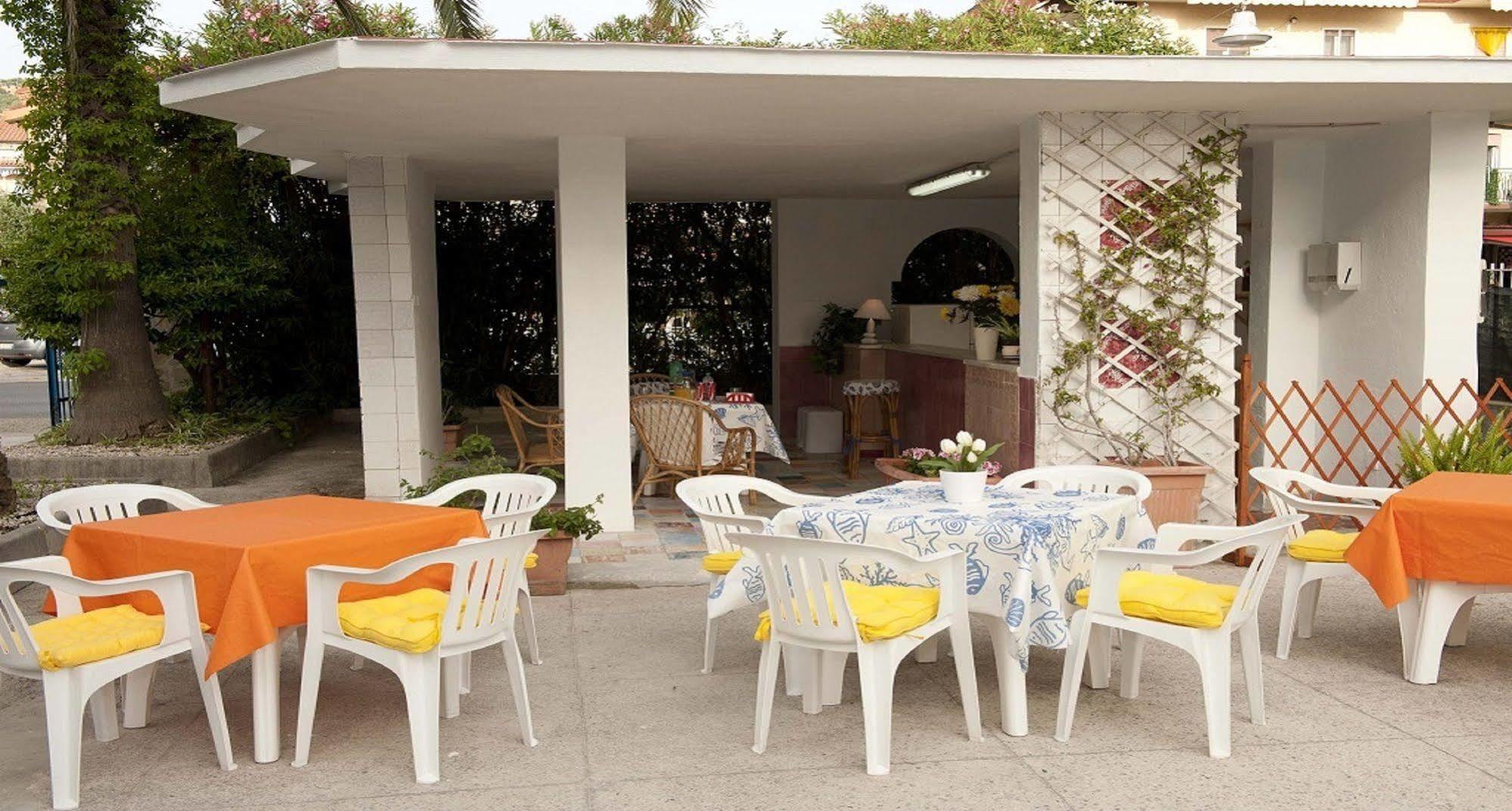 Hotel Venere Ascea Esterno foto